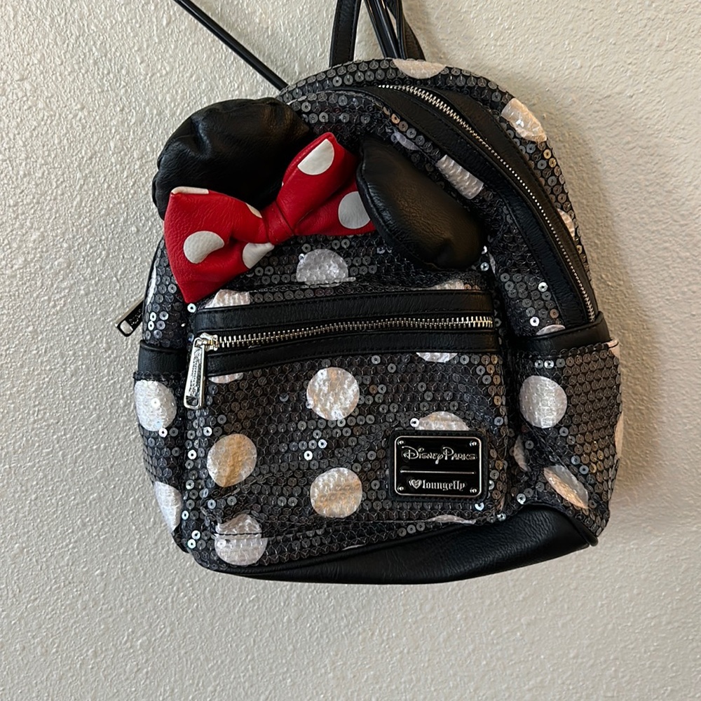BNWT DISNEY PARKS LOUNGEFLY MINI BAG
